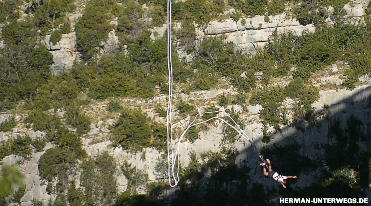Bungee Springen in den Gorges du Verdon
