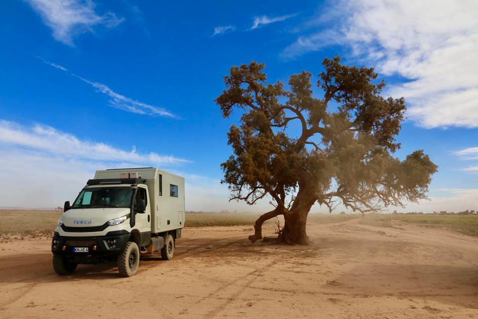 Iveco Daily 4x4 offroad in Marokko
