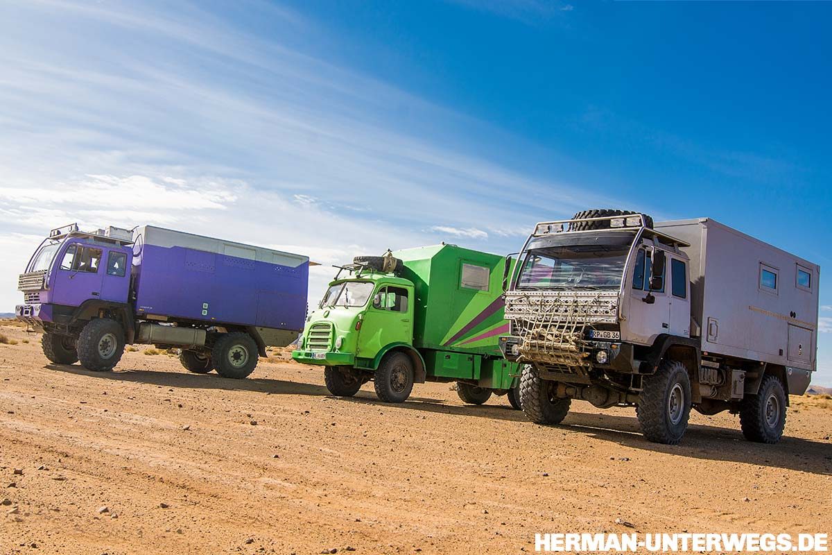 Drei Steyr Allrad-LKW Offroad