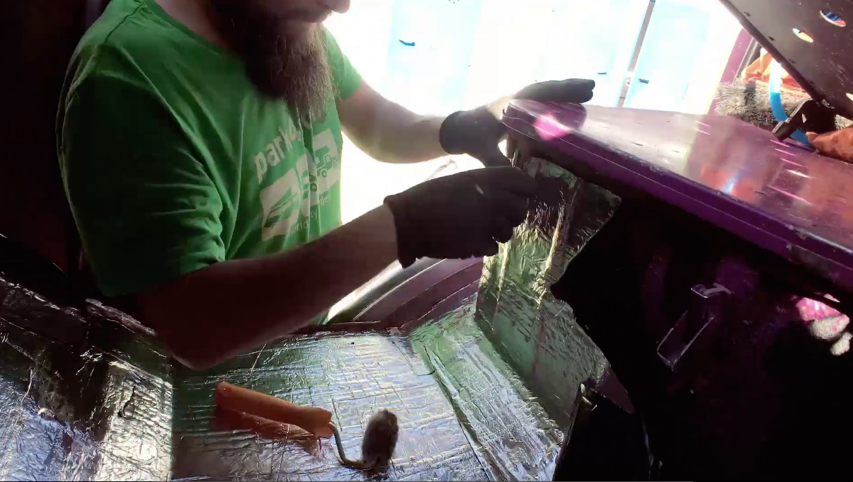 KFZ Geräuschdämmung mit Alubutyl Schritt für Schritt