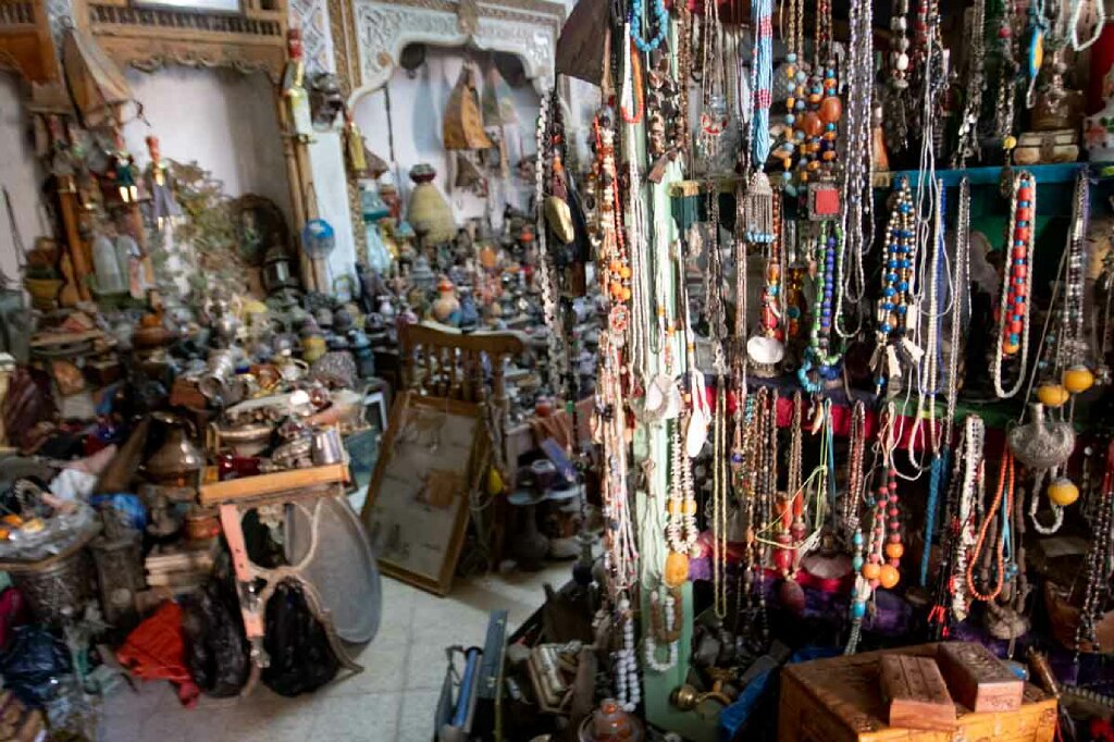 Laden mit Kleinigkeiten in El Djem am Kolosseum