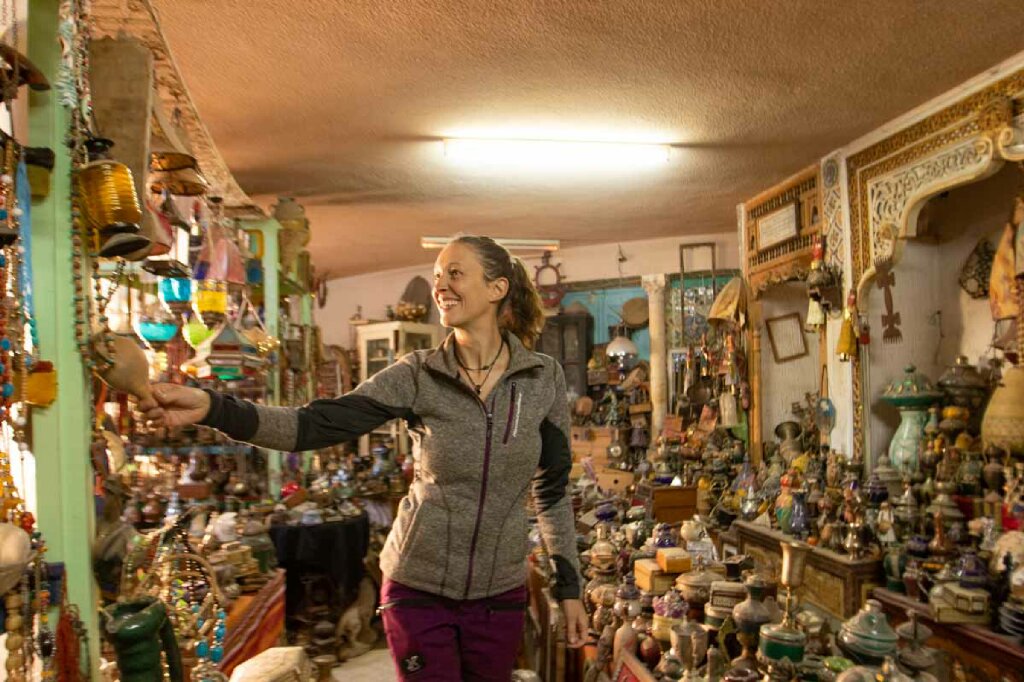 Laden am Kolosseum El Djem