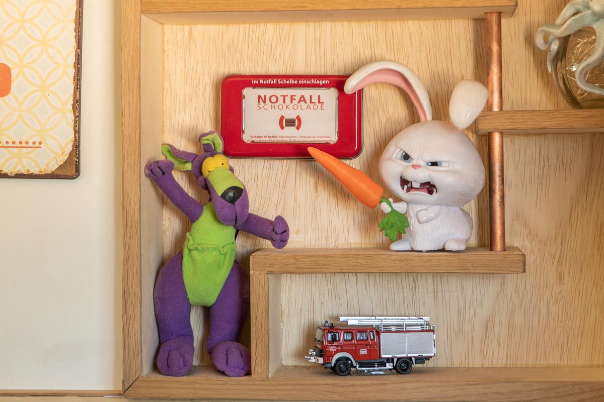 Kleinigkeiten im Wohnmobil sicher befestigt mit Nano Band